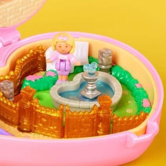 Mattel Creations Polly Pocket X GCDS Compact New JGL57 New - Picture 14 of 16